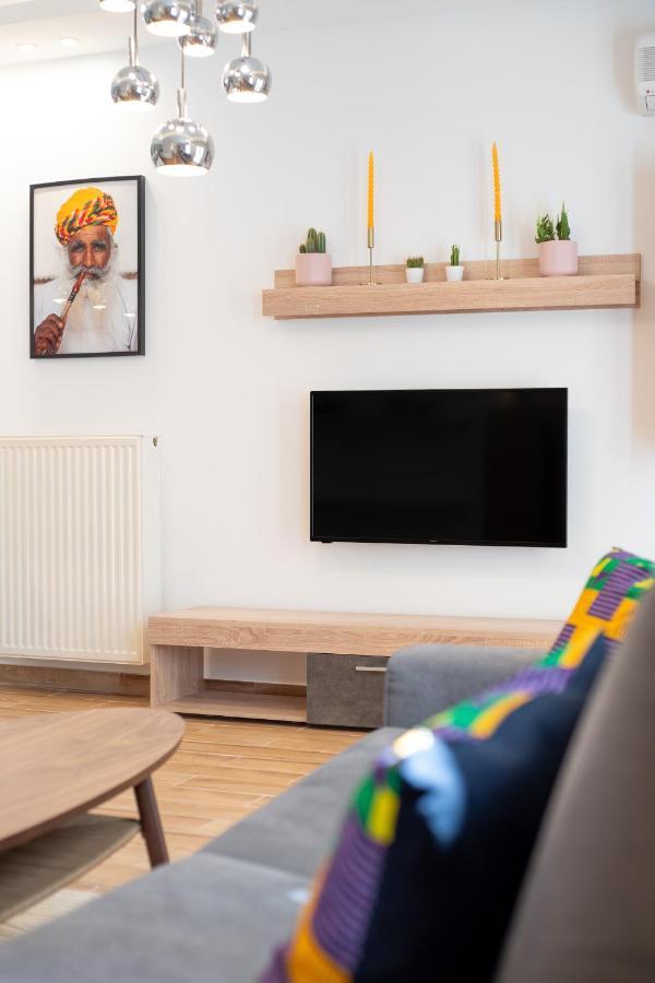 Modern Apartment, Short Walk To Acropolis Sites Athens Ngoại thất bức ảnh