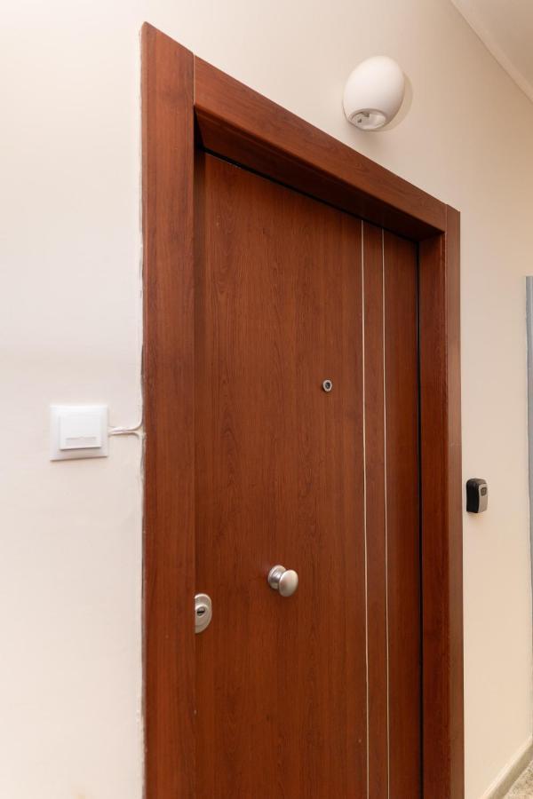Modern Apartment, Short Walk To Acropolis Sites Athens Ngoại thất bức ảnh